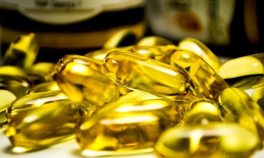 Fish oil pills