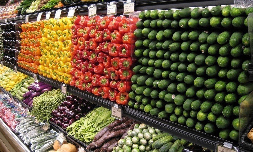 grocery store, veggie isle